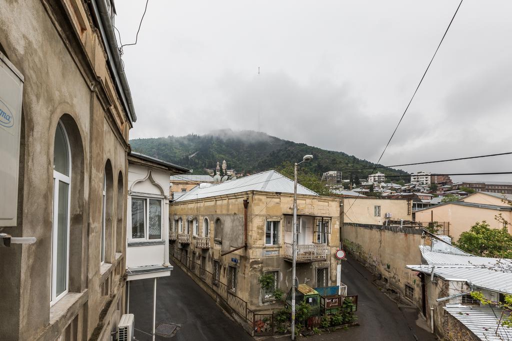 Kuxos Besiki Studio Appartement Tbilisi Buitenkant foto